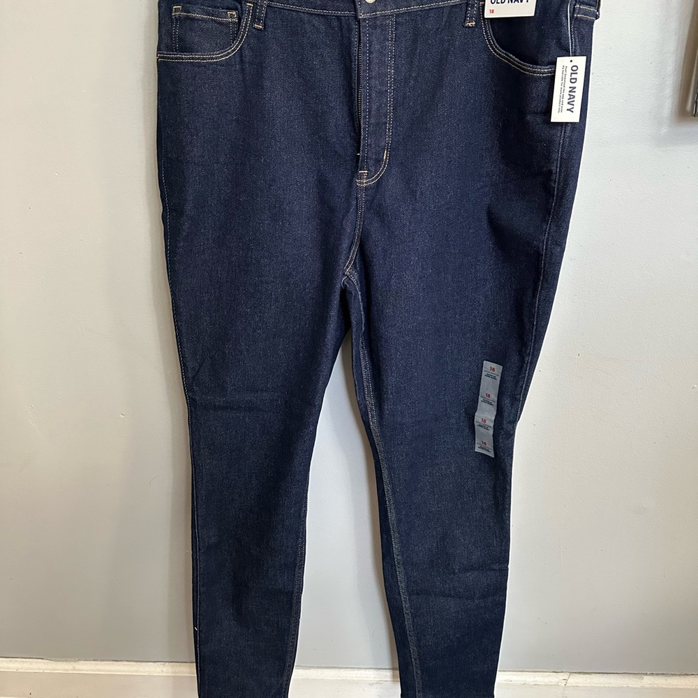 NWT Women’s Old Navy 18 Rockstar Super Skinny Extra High-Rise Jeans